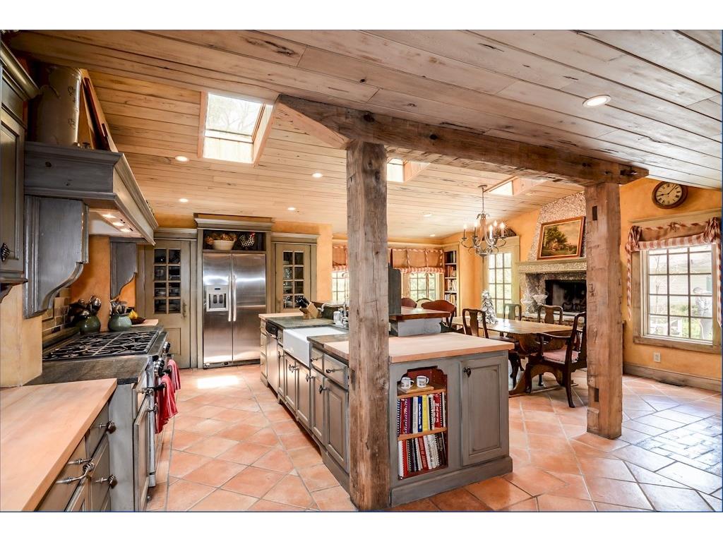 4821 Karls Gate Drive, Marietta, GA 30068