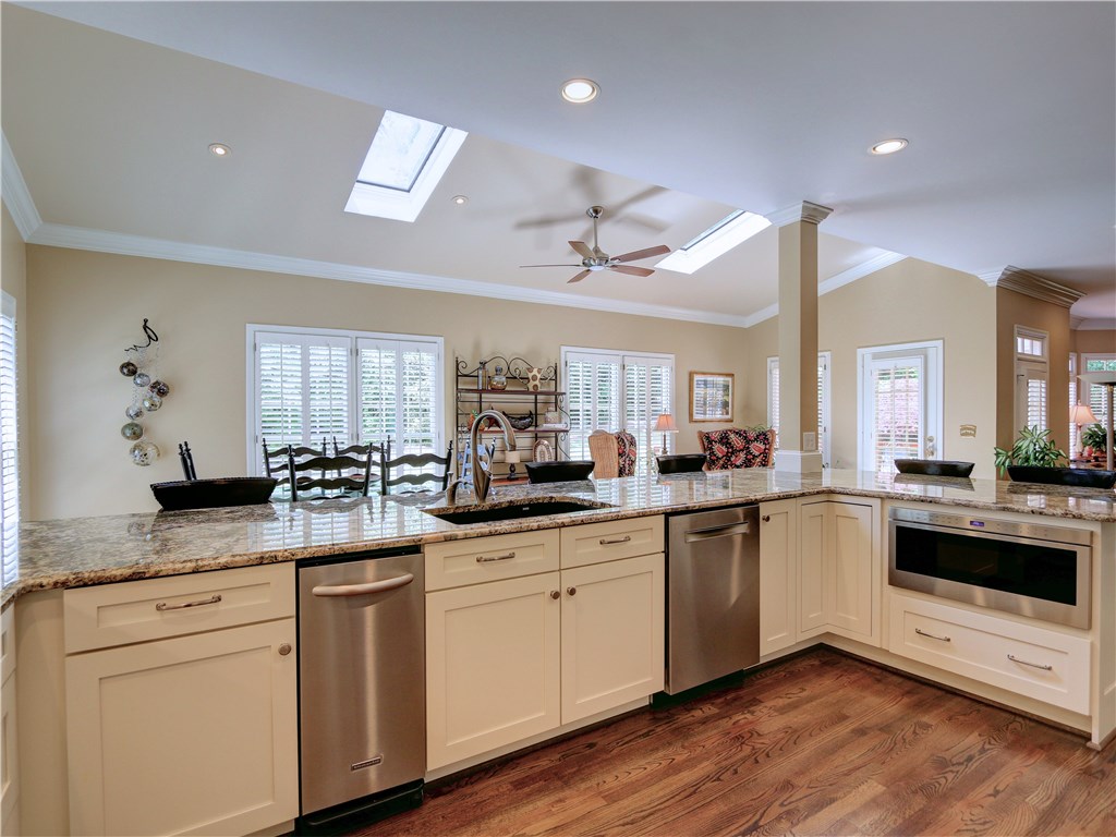 1136 Waterford Green Lane, Marietta, GA 30068