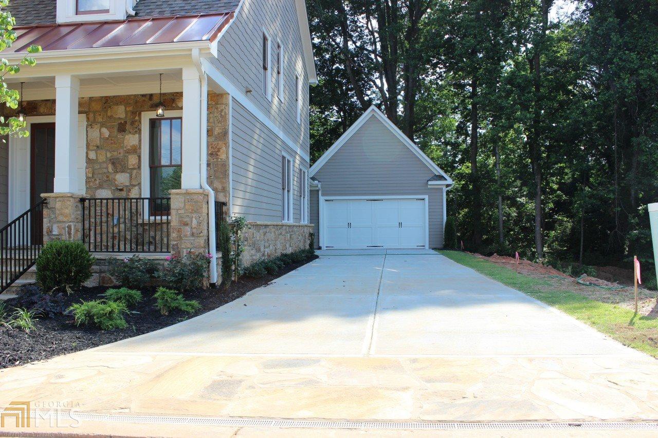 5720 Vineyard Park Trl, Norcross, GA 30071