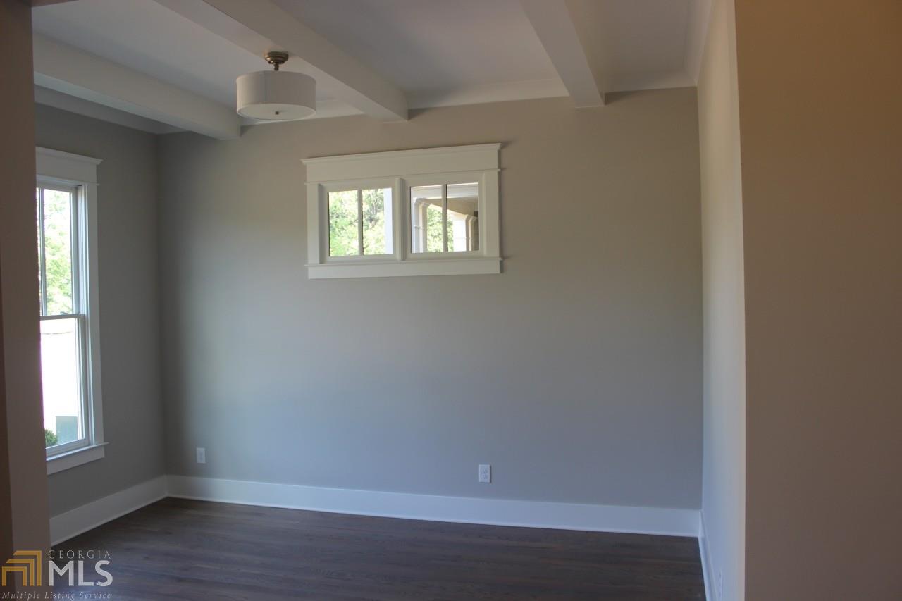 5720 Vineyard Park Trl, Norcross, GA 30071