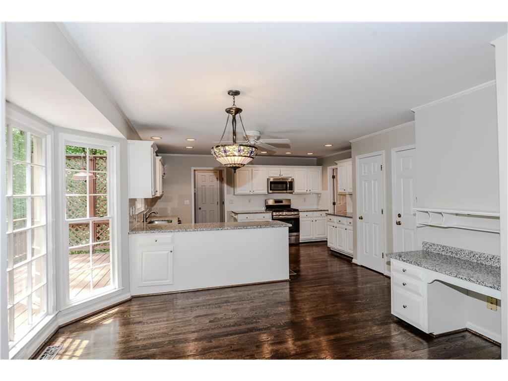 4949 Fairhaven Way NE, Roswell, GA 30075