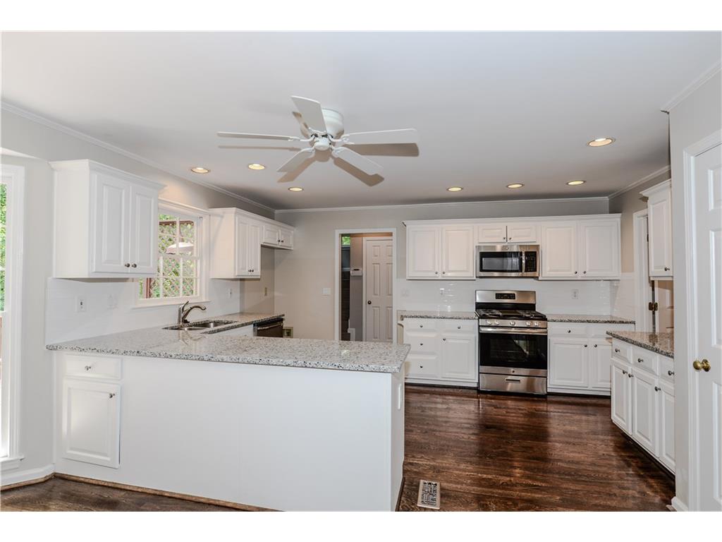 4949 Fairhaven Way NE, Roswell, GA 30075
