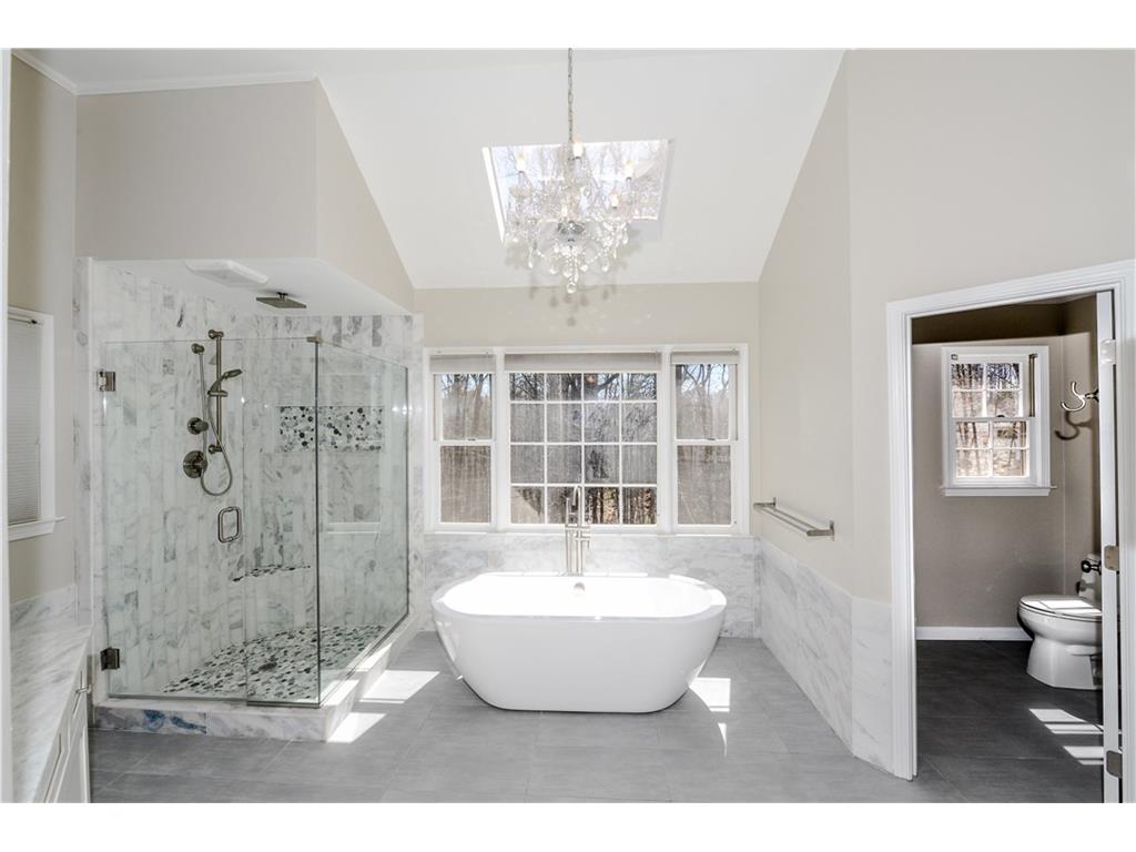 4949 Fairhaven Way NE, Roswell, GA 30075