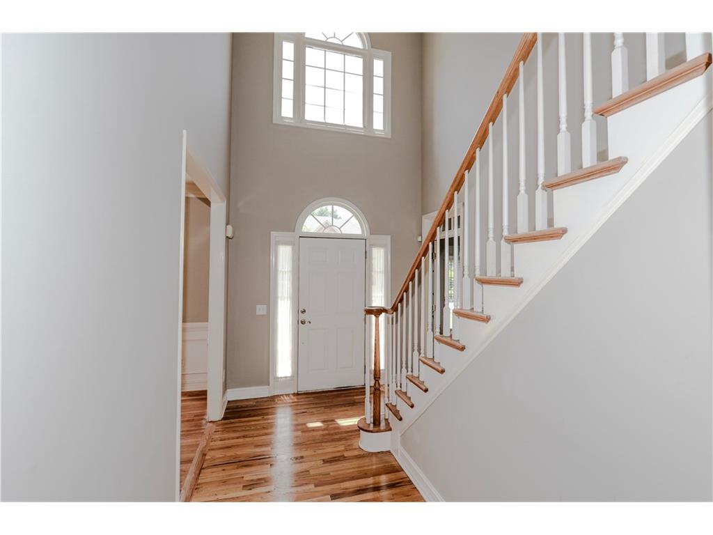 1040 Wilde Run Court, Roswell, GA 30075