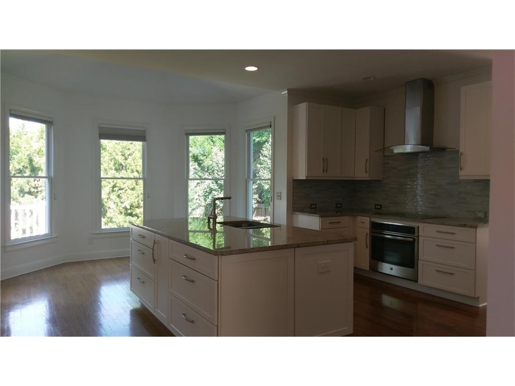 560 Wilde Green Drive, Roswell, GA 30075
