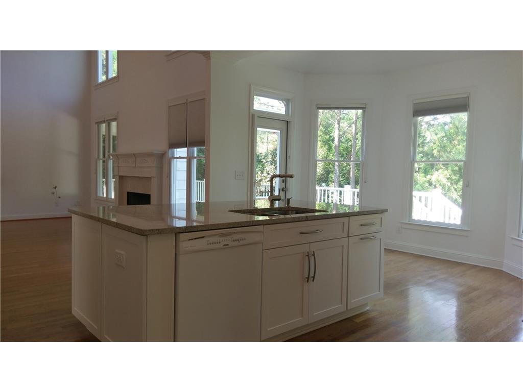560 Wilde Green Drive, Roswell, GA 30075