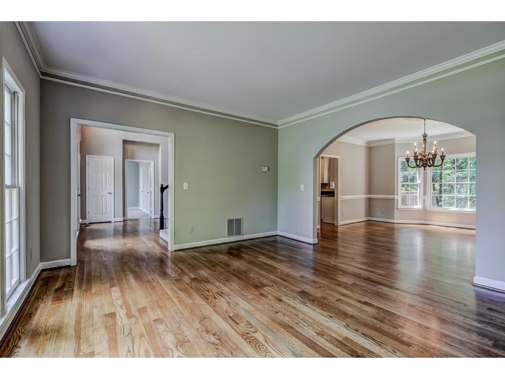 2940 Mountain Trace NE, Roswell, GA 30075