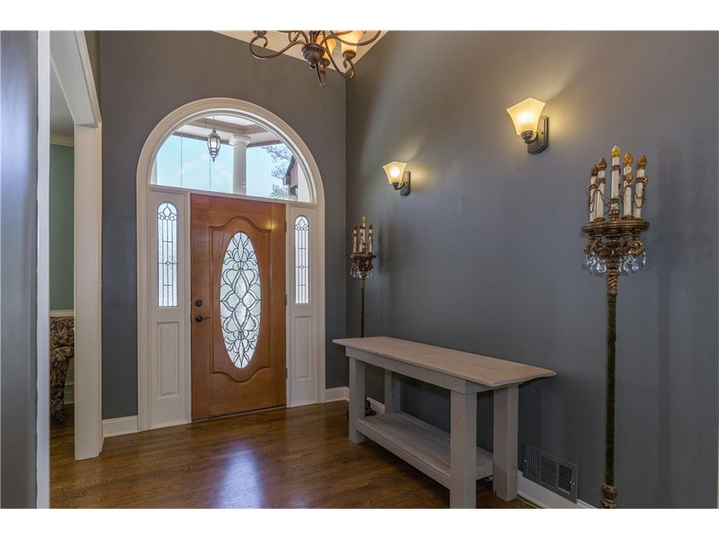 590 Longleaf Drive, Roswell, GA 30075