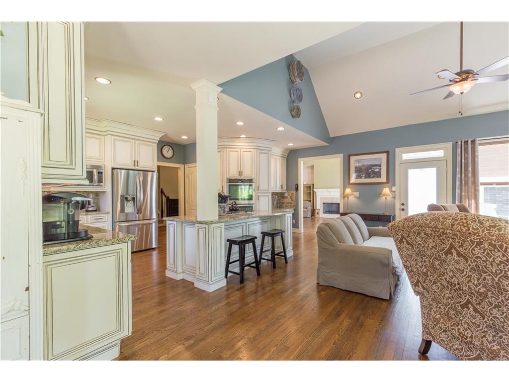 590 Longleaf Drive, Roswell, GA 30075