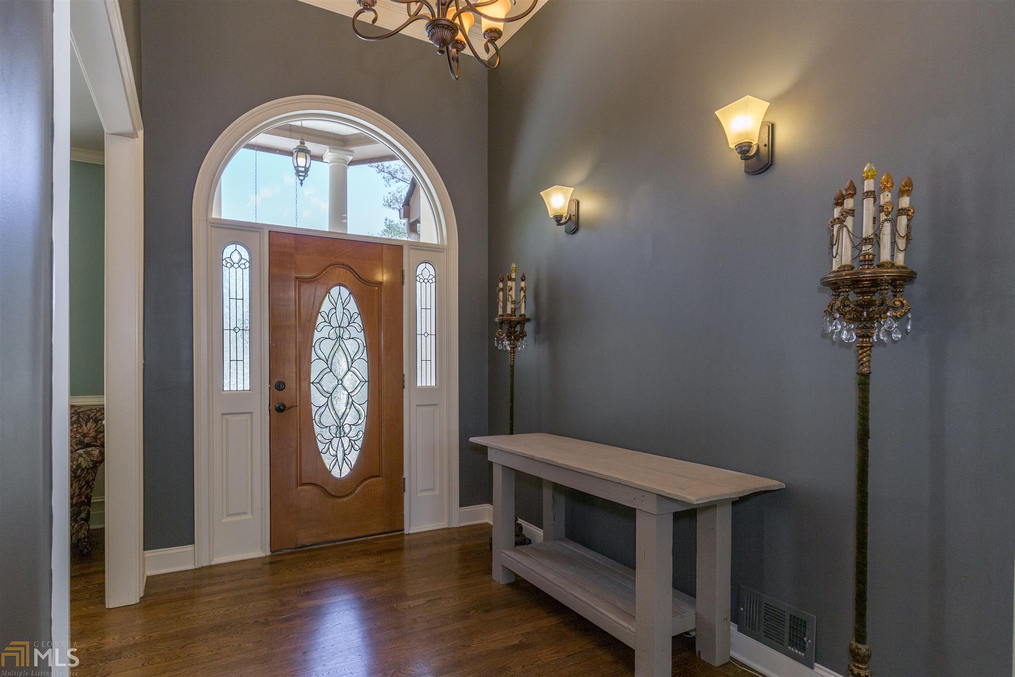 590 Longleaf Dr, Roswell, GA 30075