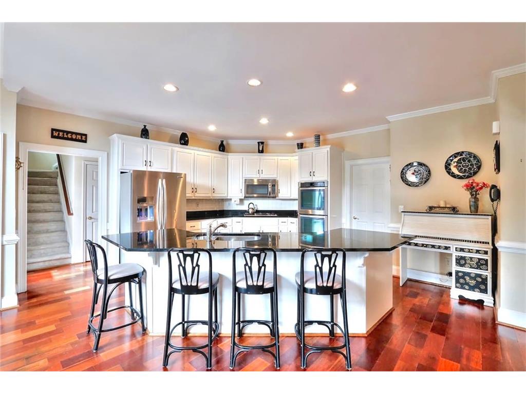 4623 Clary Lakes Drive NE, Roswell, GA 30075