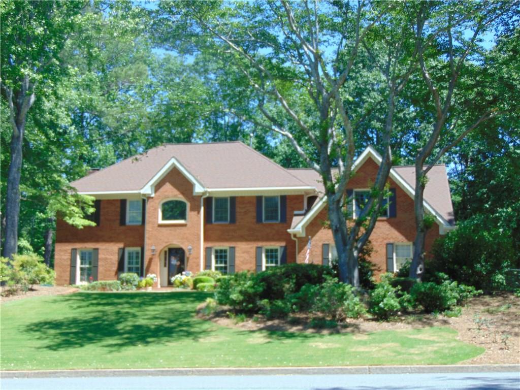 815 Ferncroft Court, Roswell, GA 30075