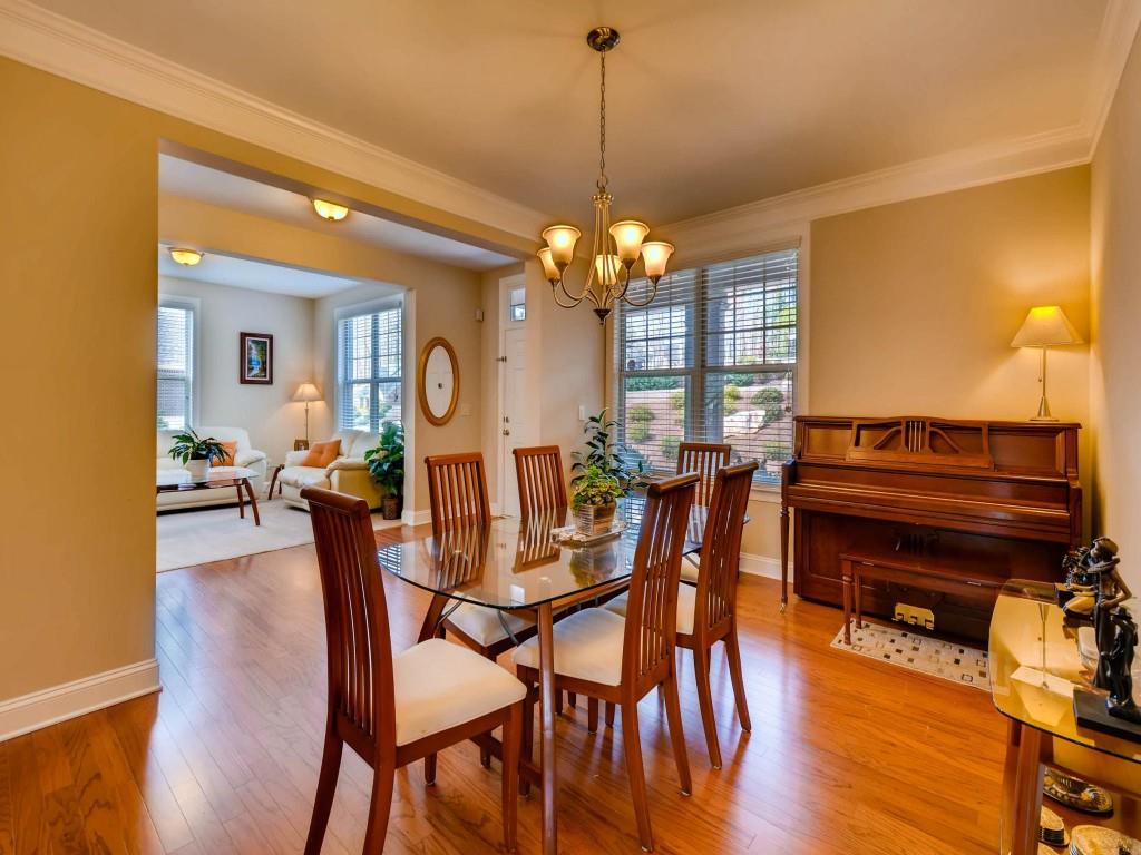 4005 Manor Place Drive, Roswell, GA 30075