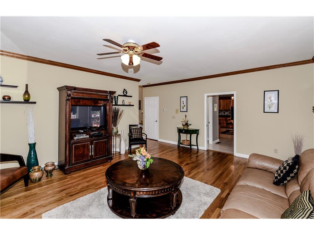 3337 Trails End Road NE, Roswell, GA 30075