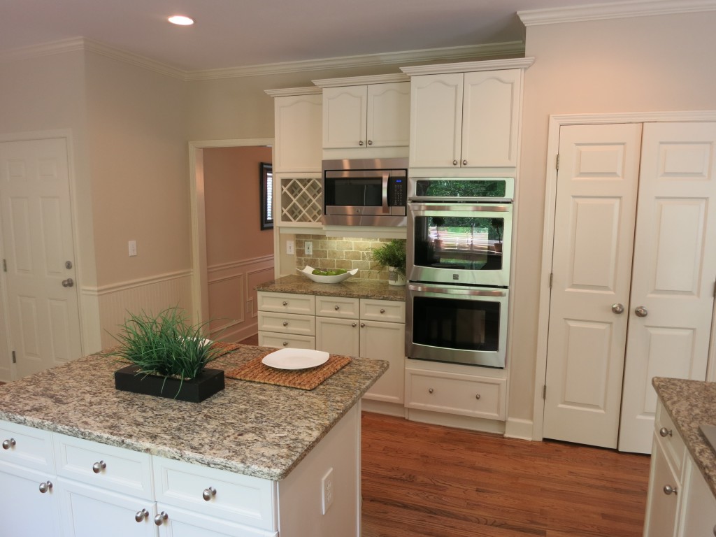 1675 Settindown Drive, Roswell, GA 30075