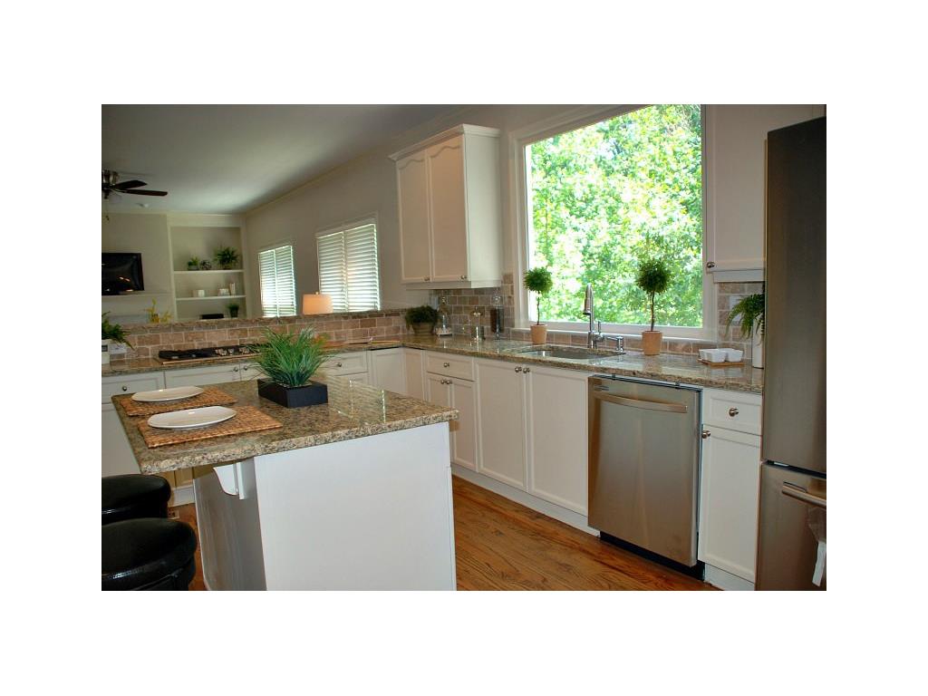 1675 Settindown Drive, Roswell, GA 30075
