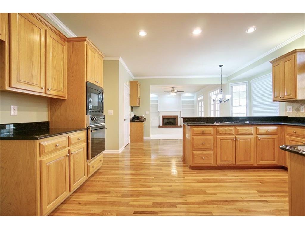 4432 Derwent Drive NE, Roswell, GA 30075