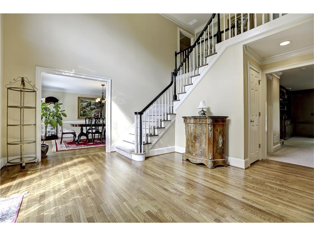990 Azalea Drive, Roswell, GA 30075