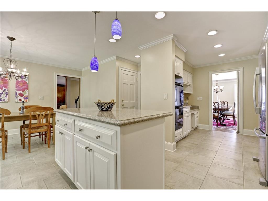 990 Azalea Drive, Roswell, GA 30075