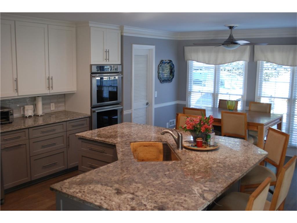460 Clubfield Drive, Roswell, GA 30075