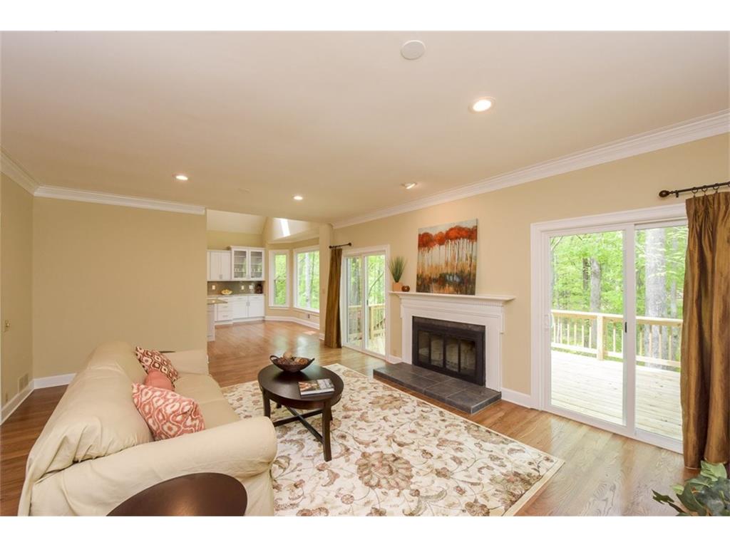 1795 Forest Pond Lane, Roswell, GA 30075
