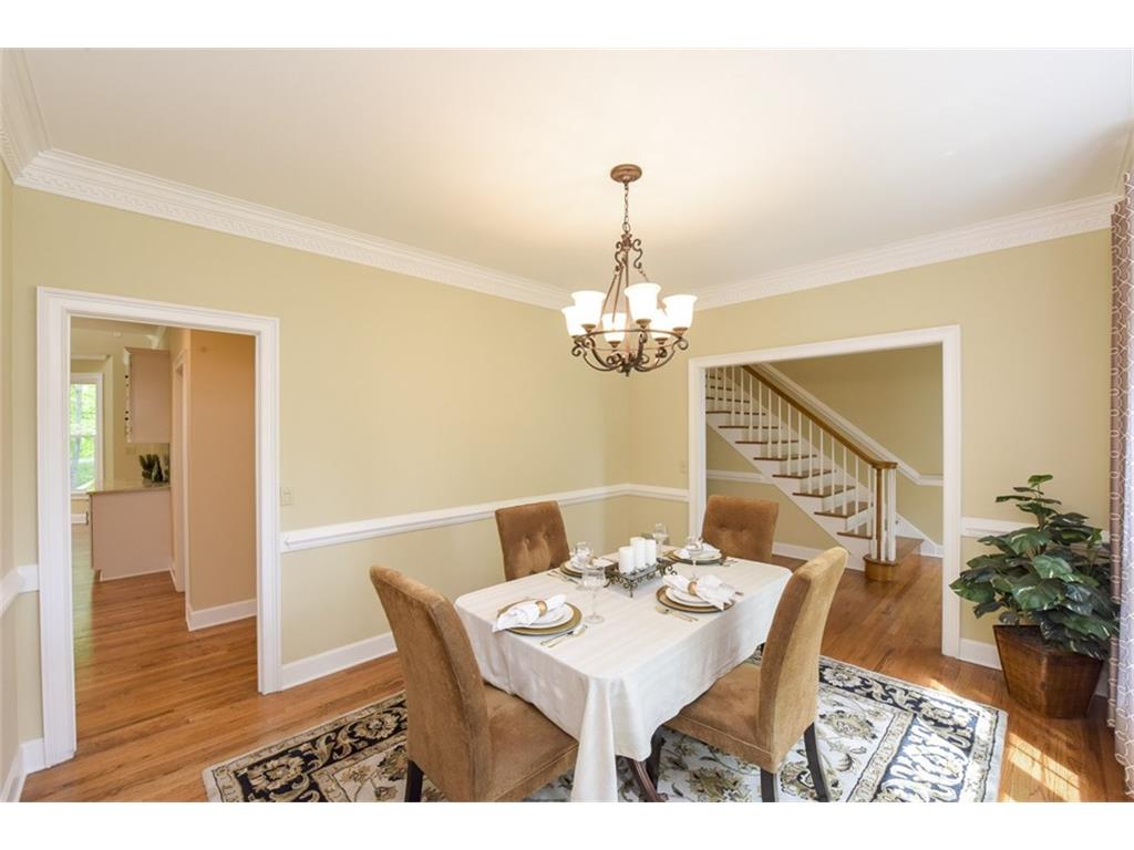 1795 Forest Pond Lane, Roswell, GA 30075