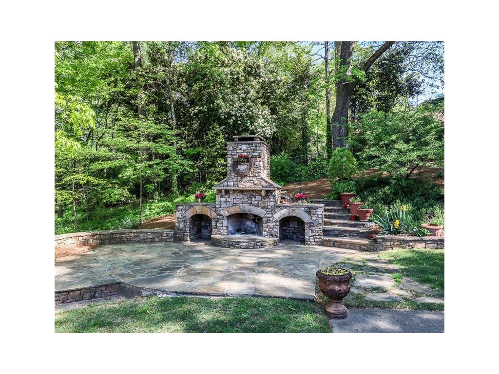840 Oakhaven Drive, Roswell, GA 30075