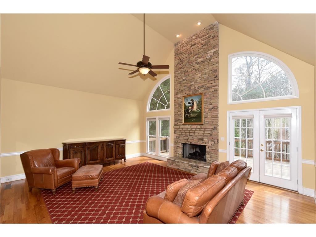 400 Brighton Crest, Roswell, GA 30075