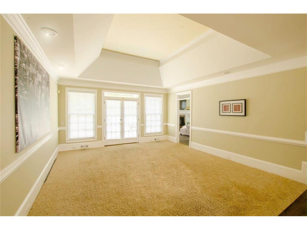 10630 Shallowford Road, Roswell, GA 30075