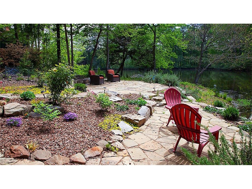 4651 Clary Lakes Drive NE, Roswell, GA 30075