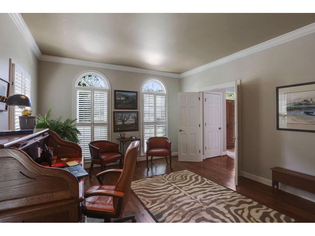 5845 Plantation Drive, Roswell, GA 30075