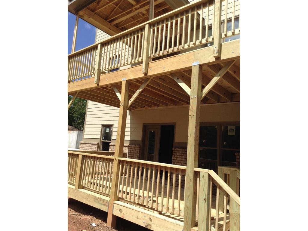3916 Mabry Road, Roswell, GA 30075