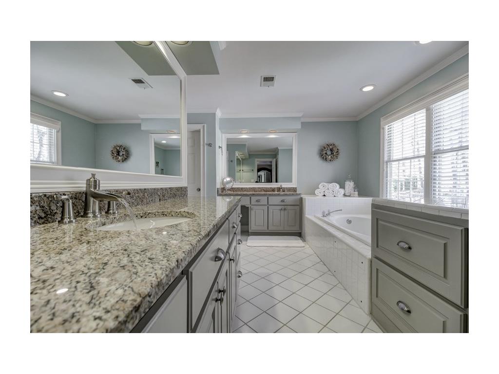 340 Hannaford Drive, Roswell, GA 30075