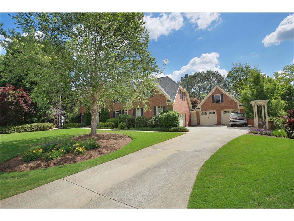 12535 Silver Fox Court, Roswell, GA 30075