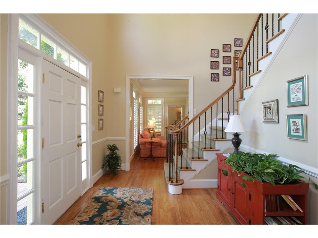 12535 Silver Fox Court, Roswell, GA 30075