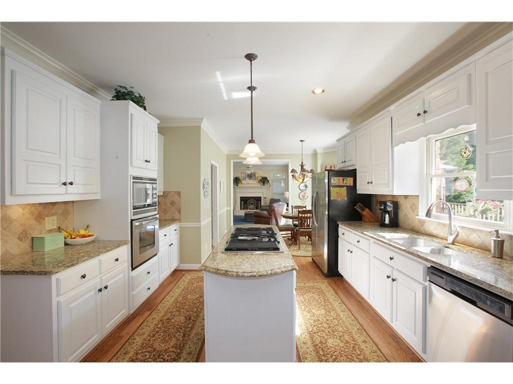 12535 Silver Fox Court, Roswell, GA 30075