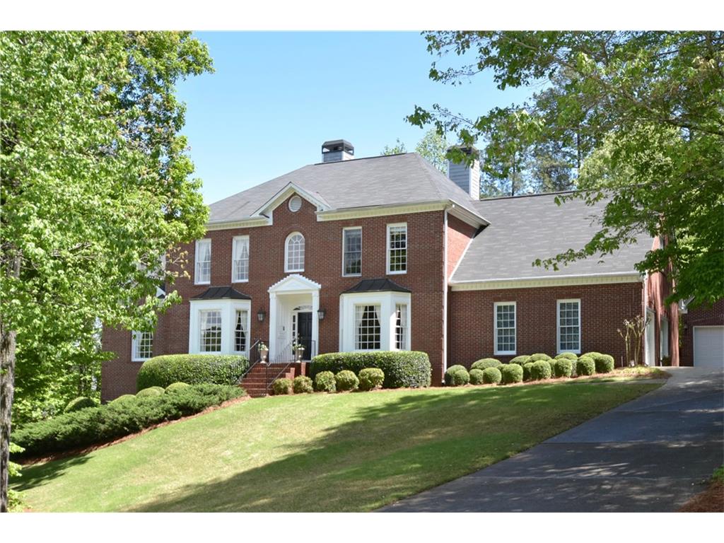 260 Plantation Way, Roswell, GA 30075