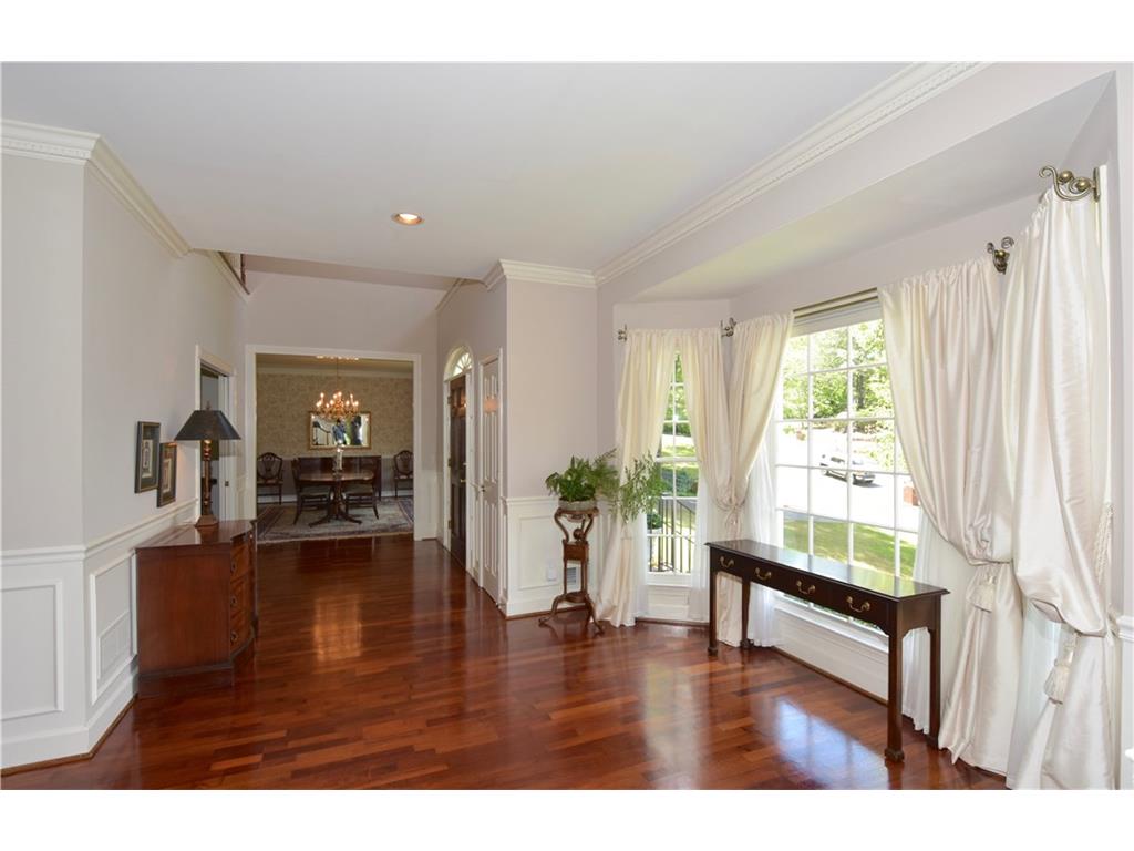 260 Plantation Way, Roswell, GA 30075
