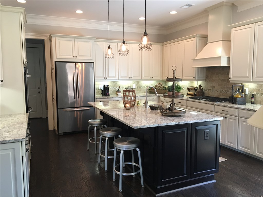 15 Crosscrabble Place, Roswell, GA 30075