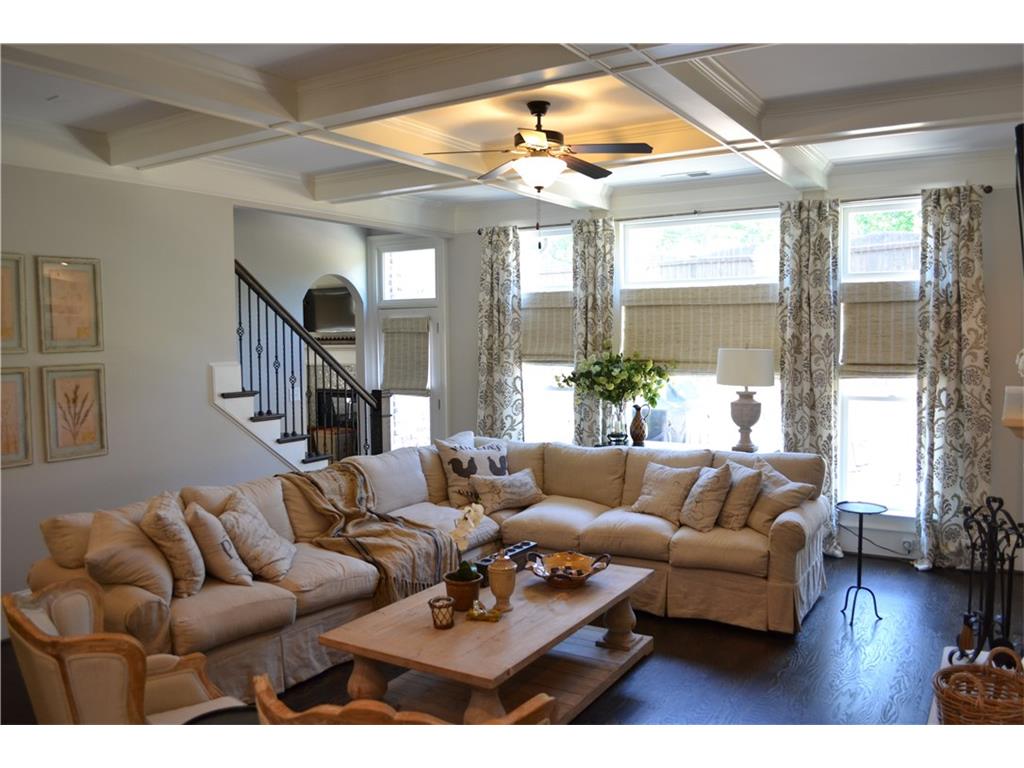 15 Crosscrabble Place, Roswell, GA 30075