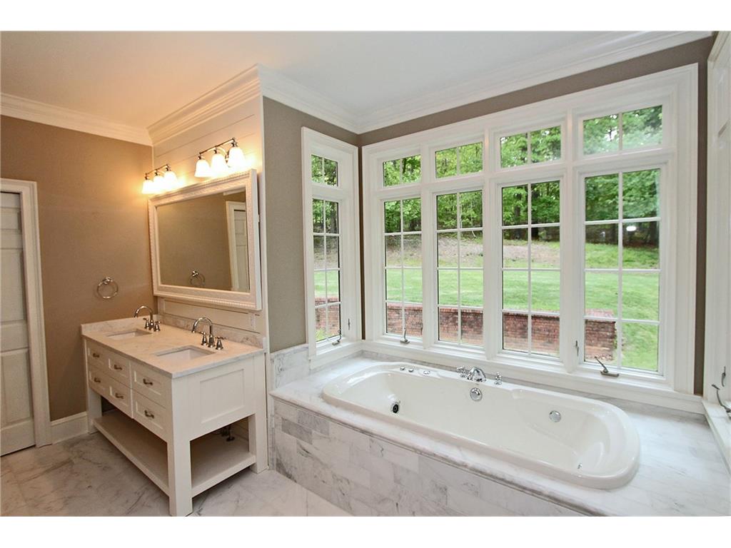 1630 Cox Road, Roswell, GA 30075