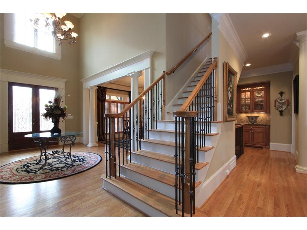 100 Sherwood Pass, Roswell, GA 30075