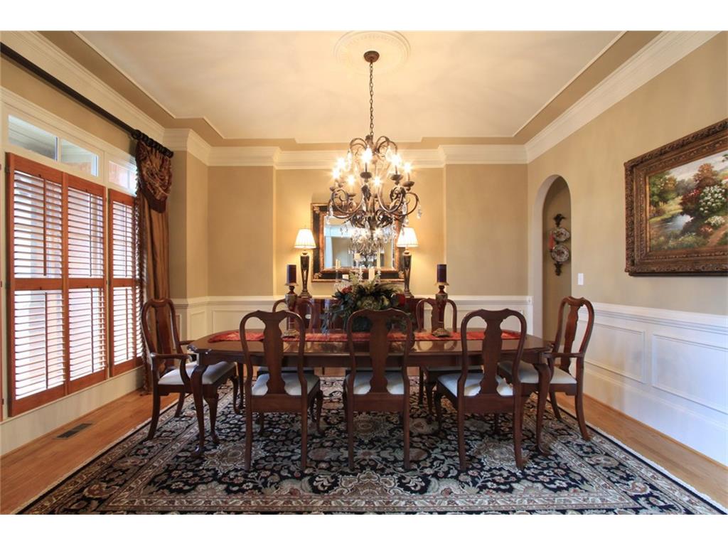 100 Sherwood Pass, Roswell, GA 30075