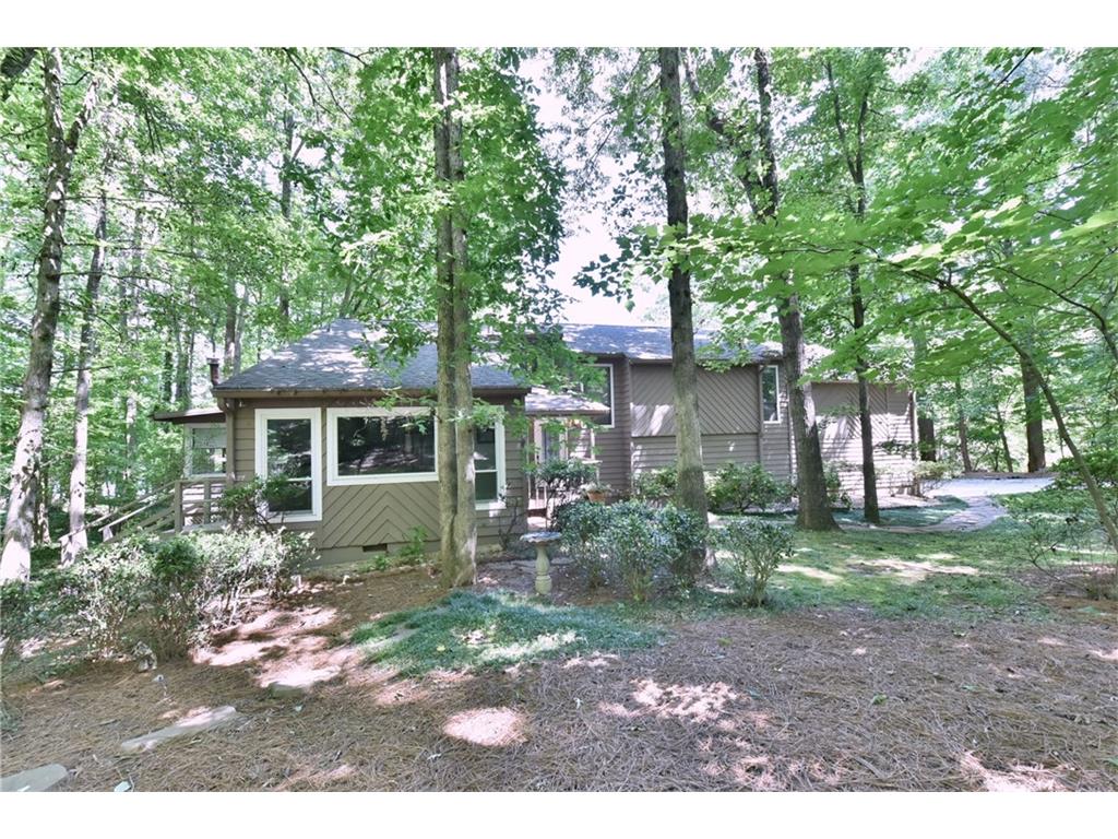 9165 Martin Road, Roswell, GA 30076