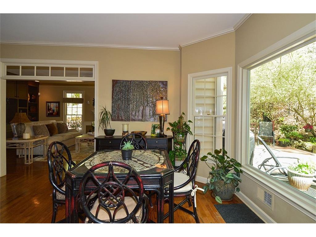 9450 Mistwater Close, Roswell, GA 30076