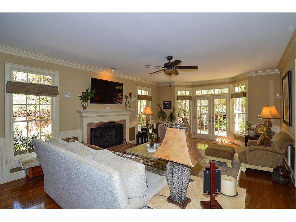 9450 Mistwater Close, Roswell, GA 30076