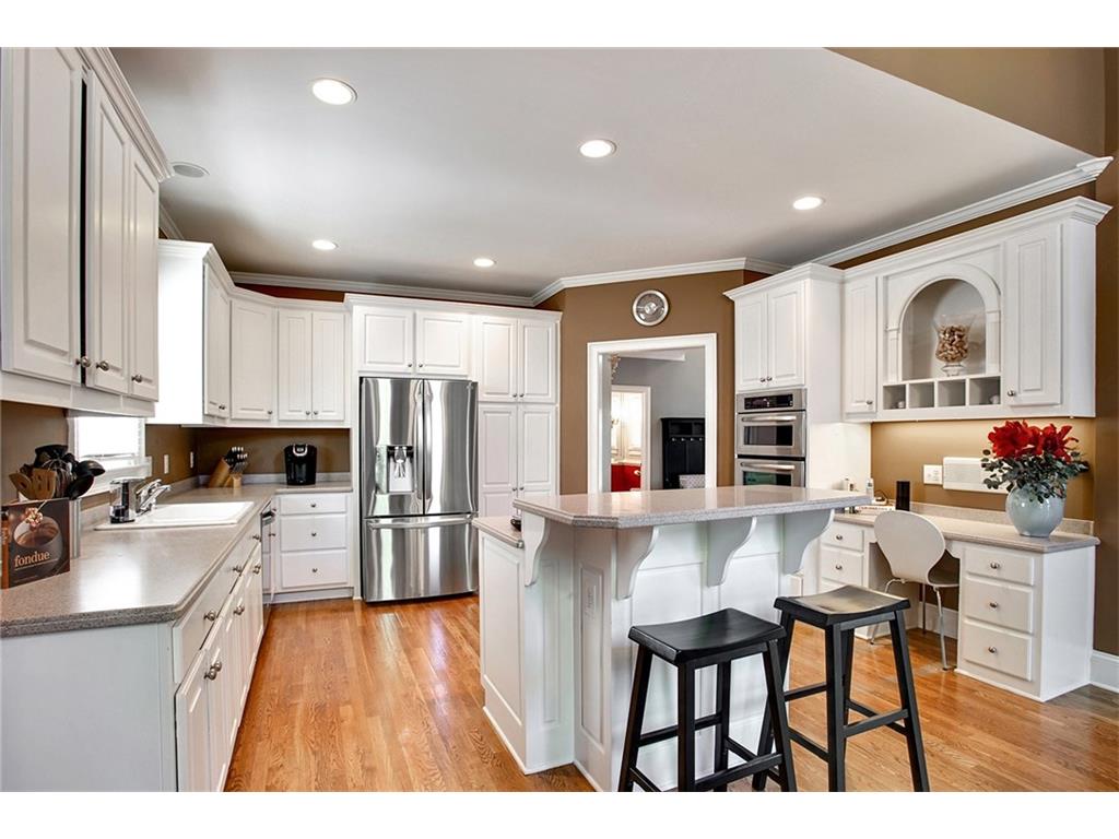 625 River Falls Court, Roswell, GA 30076