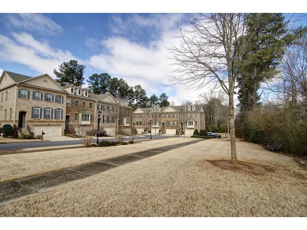 2025 Eagle Ridge, Roswell, GA 30076