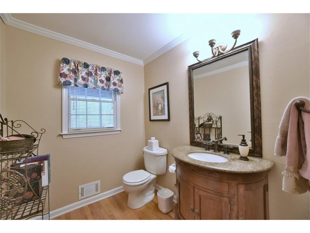 3055 Ascot Lane, Roswell, GA 30076