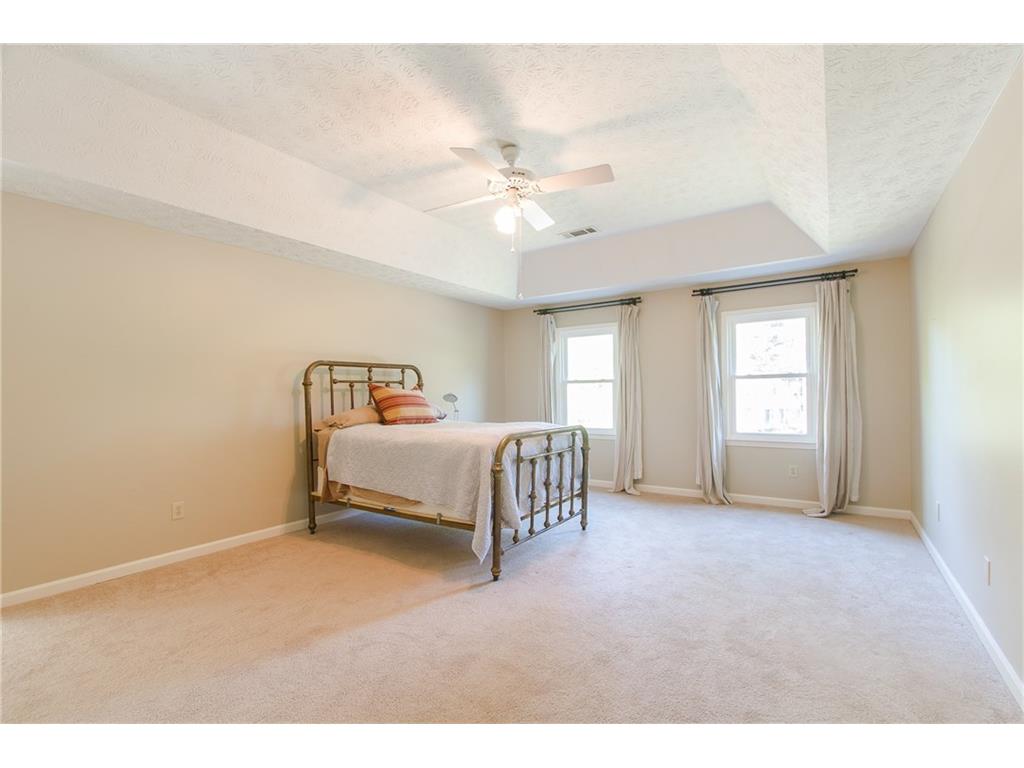 9990 Fairway Village Drive, Roswell, GA 30076